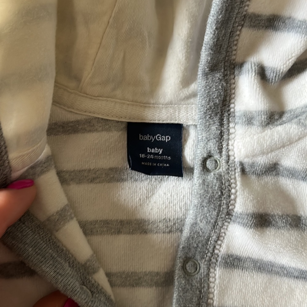 Baby Gap jacket - Picture 2 of 4